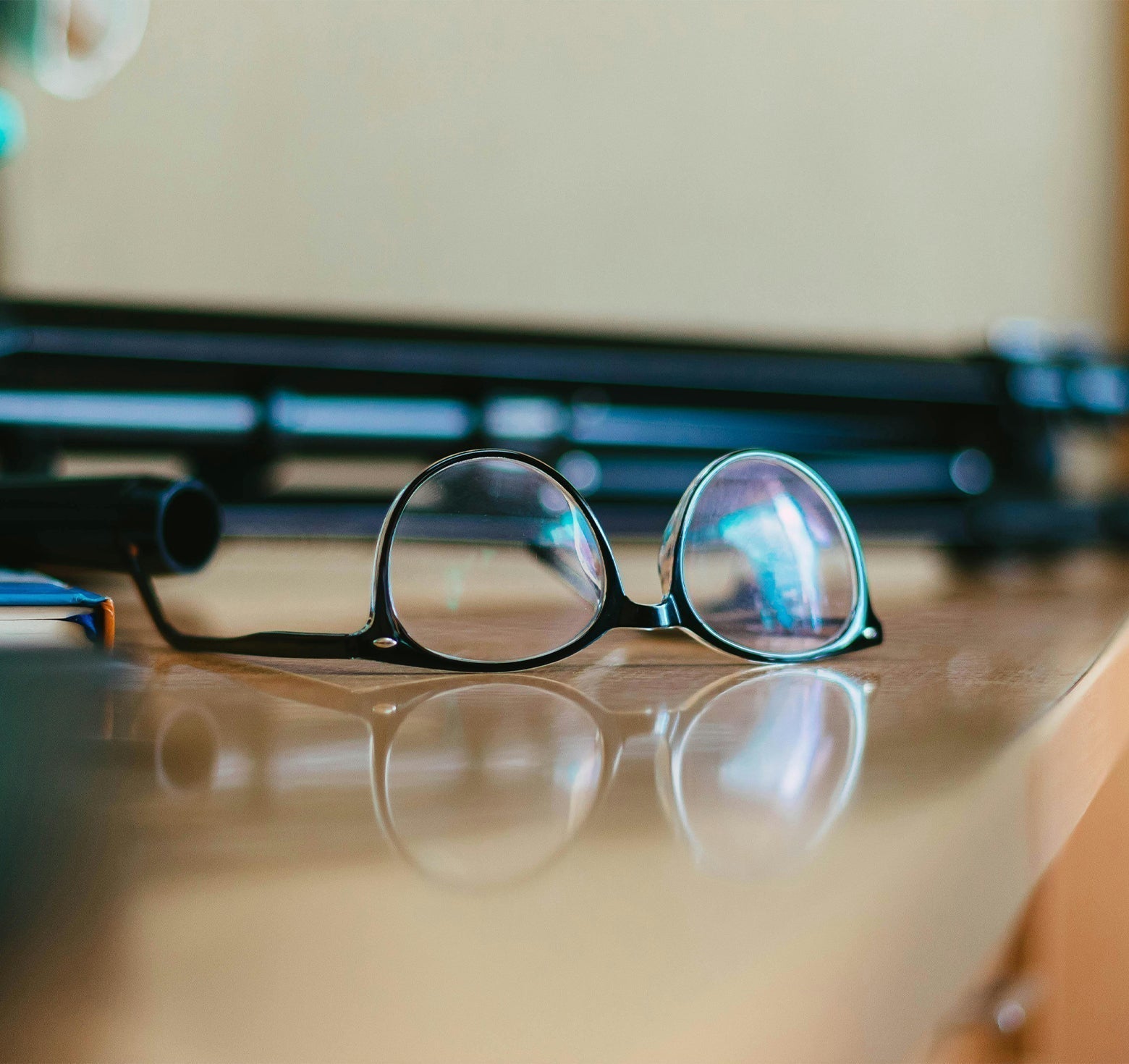 Blue Light Glasses Blog PC 0928