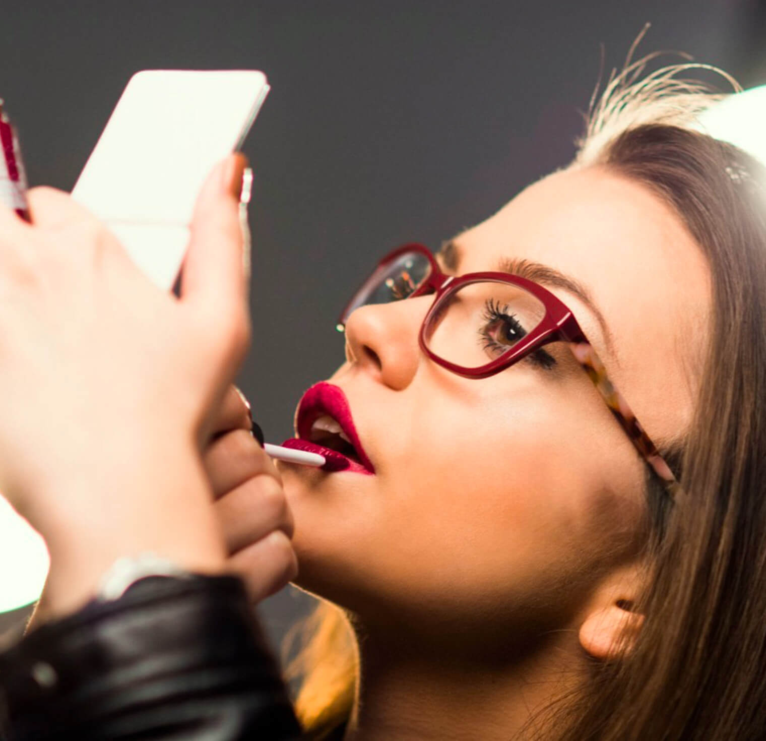 Makeup Tips to Wear with Glasses Blog PC 1217