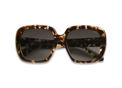 Amelia blonde tortoise frame grey gradient lens 2