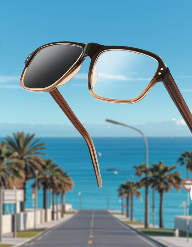 Banner image for: <h3>Photochromic Lens</h3>